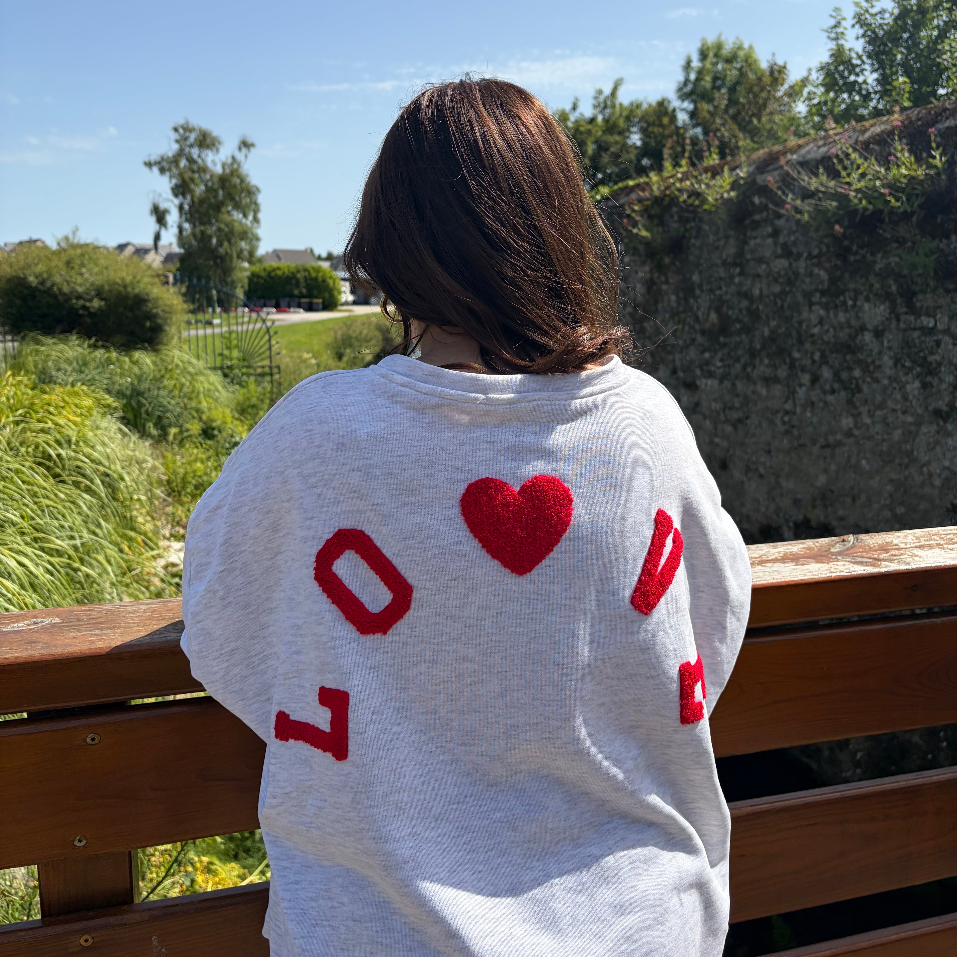 Pull "LOVE"