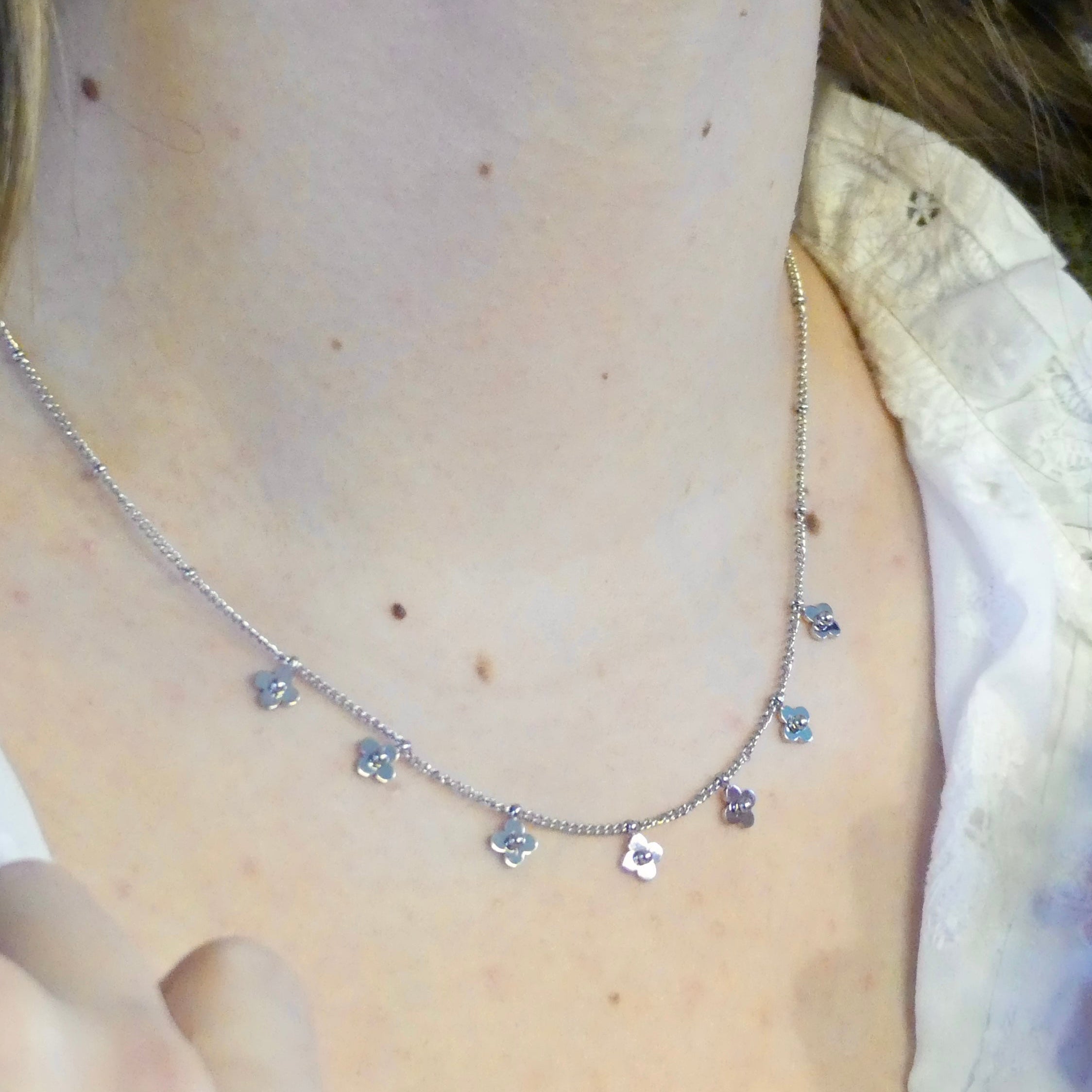 Collier - "Fleurs argent"